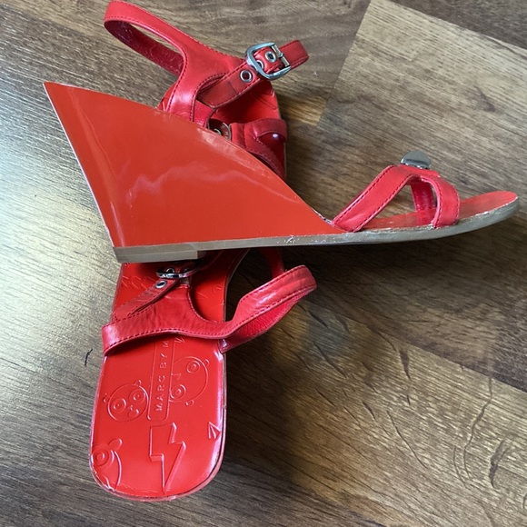 Marc Jacob Cherry Red Heeled Sandals with Turn Tab.(gentle use). - Picture 7 of 10